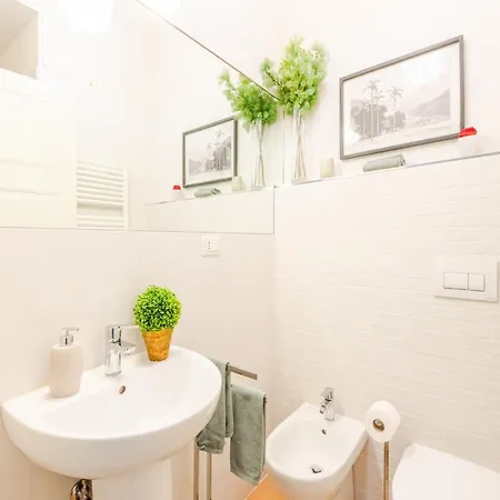 Apartman Contemporary 2 Bedrooms 2 Bathrooms