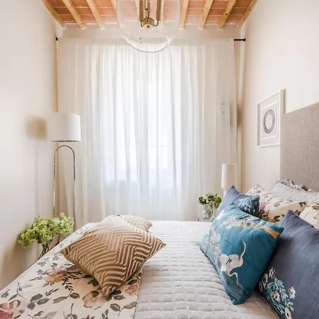In Near Tuscan Delights Апартаменты Лукка