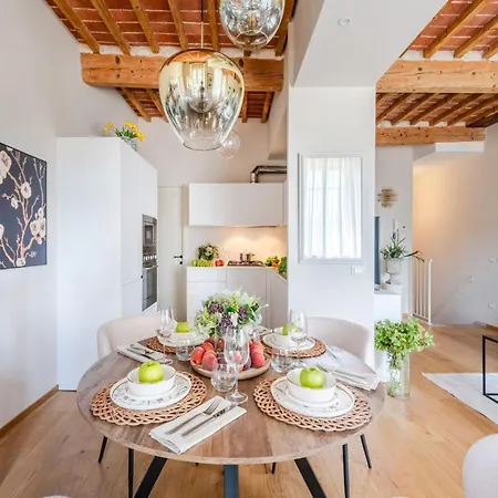 Contemporary 2 Bedrooms 2 Bathrooms Lucca