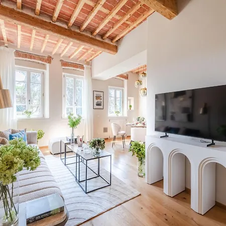 Apartman Contemporary 2 Bedrooms 2 Bathrooms *
