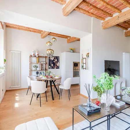 In Near Tuscan Delights Апартаменты Лукка