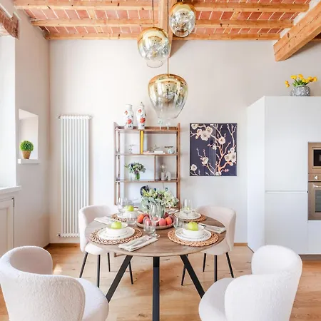 In Near Tuscan Delights *